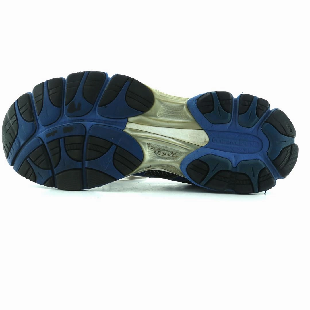ASICS GEL NIMBUS 14 trainer shoe design snapshots