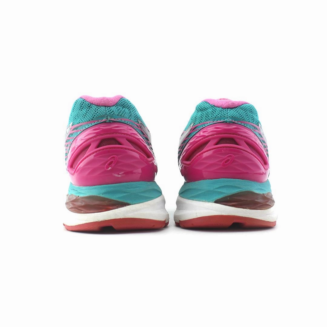 ASICS GEL-NIMBUS 18 sporty Asics footwear images