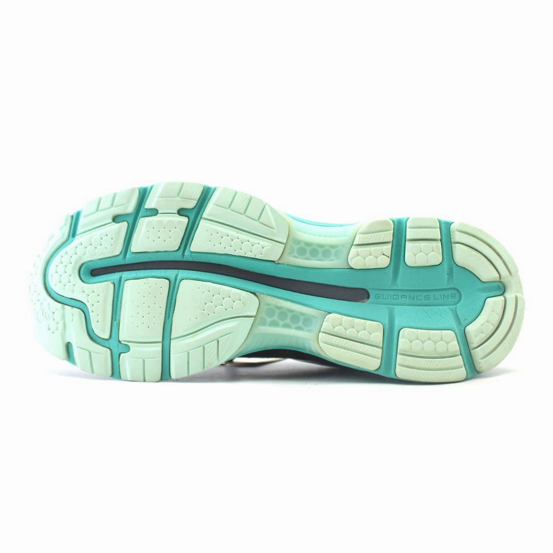 ASICS GEL NIMBUS 19 sporty Asics footwear images