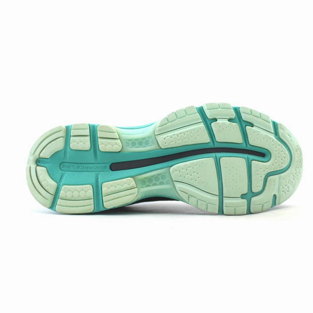 ASICS GEL NIMBUS 19 sporty Asics footwear images