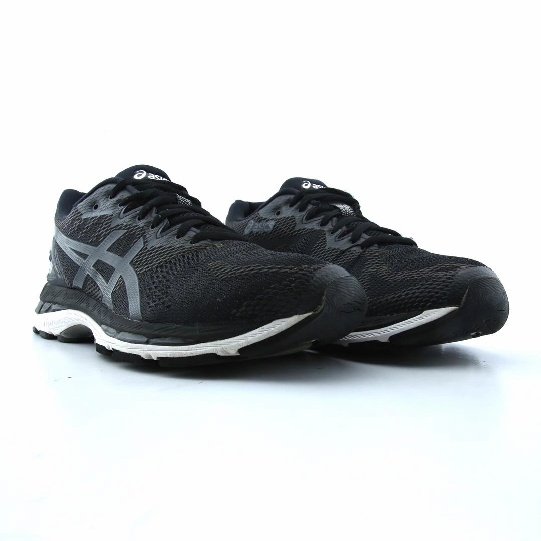 ASICS GEL NIMBUS 20 performance running shoe photos