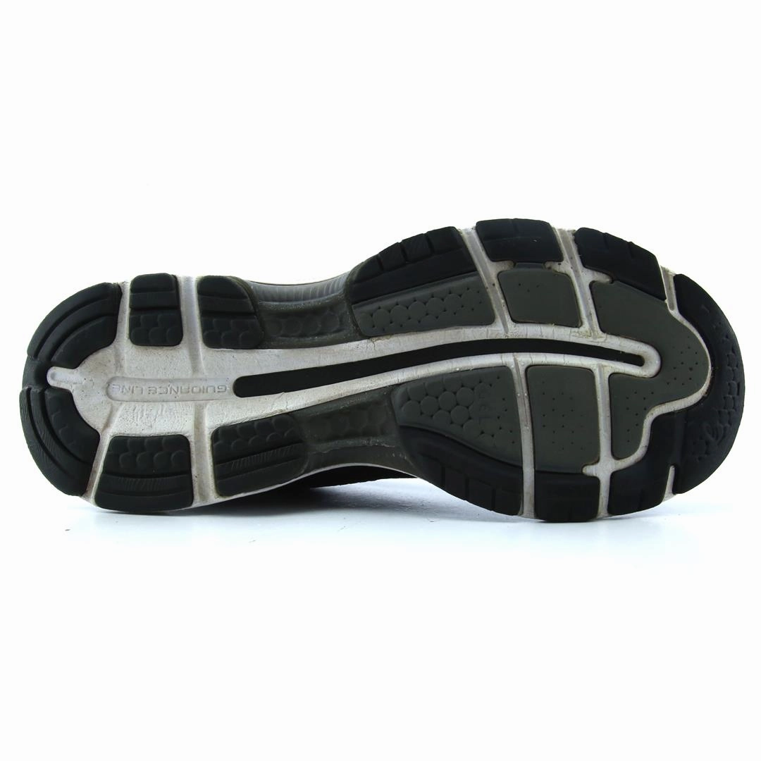 ASICS GEL NIMBUS 20 performance running shoe photos