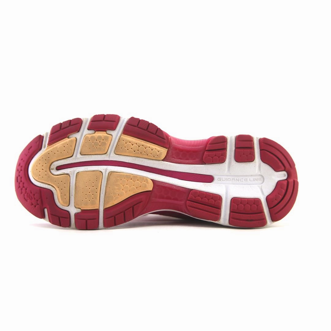 ASICS GEL-NIMBUS 20 sporty Asics footwear images