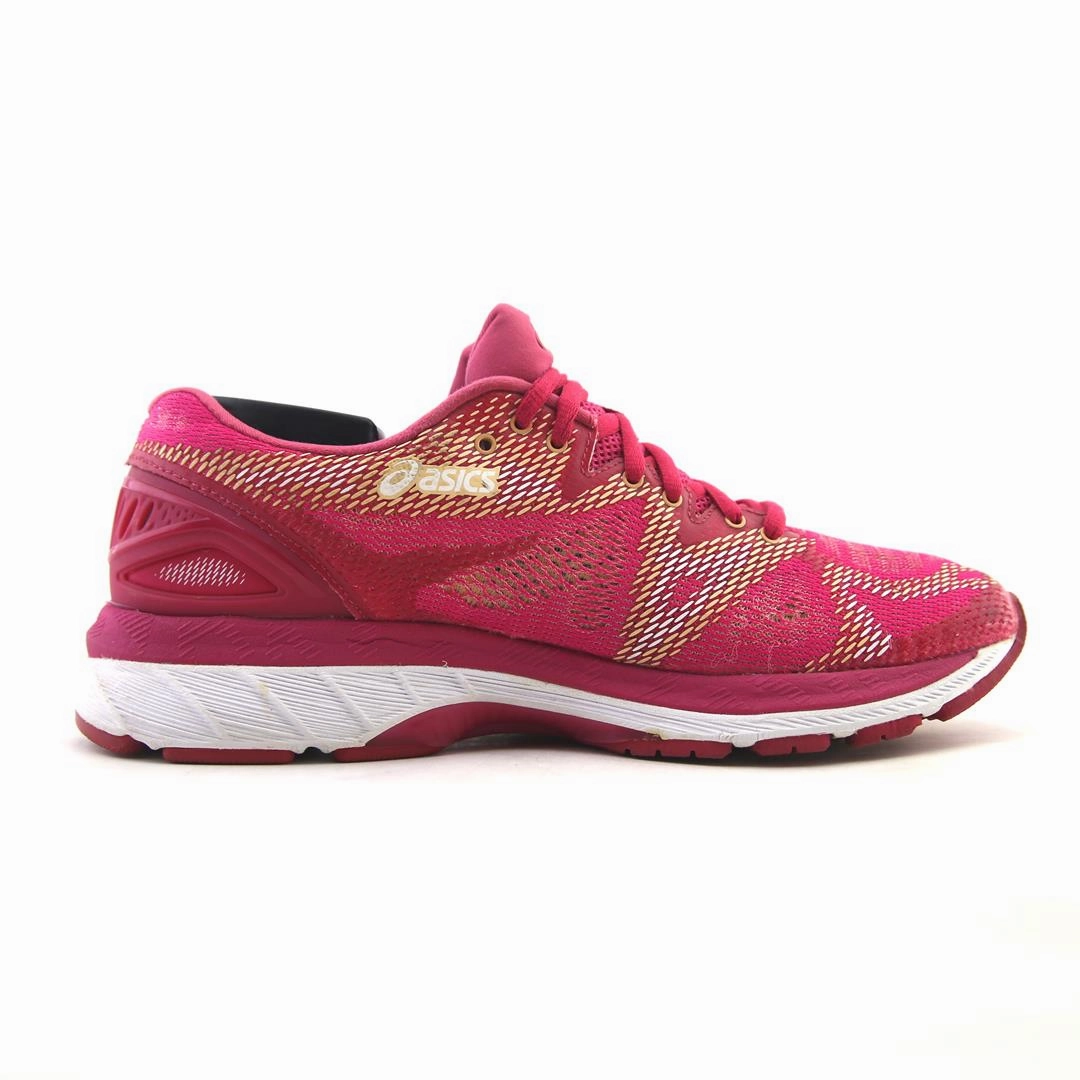 ASICS GEL-NIMBUS 20 sporty Asics footwear images
