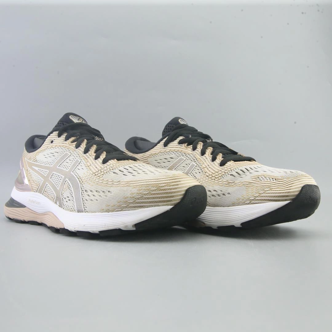 ASICS GEL NIMBUS 21 sporty Asics footwear images