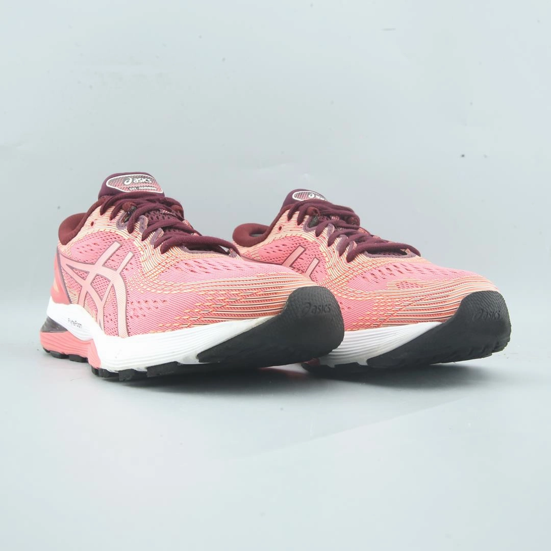 ASICS GEL NIMBUS 21 trainer shoe design snapshots