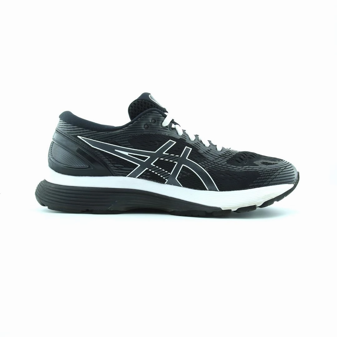 ASICS GEL-NIMBUS 21 trainer shoe design snapshots