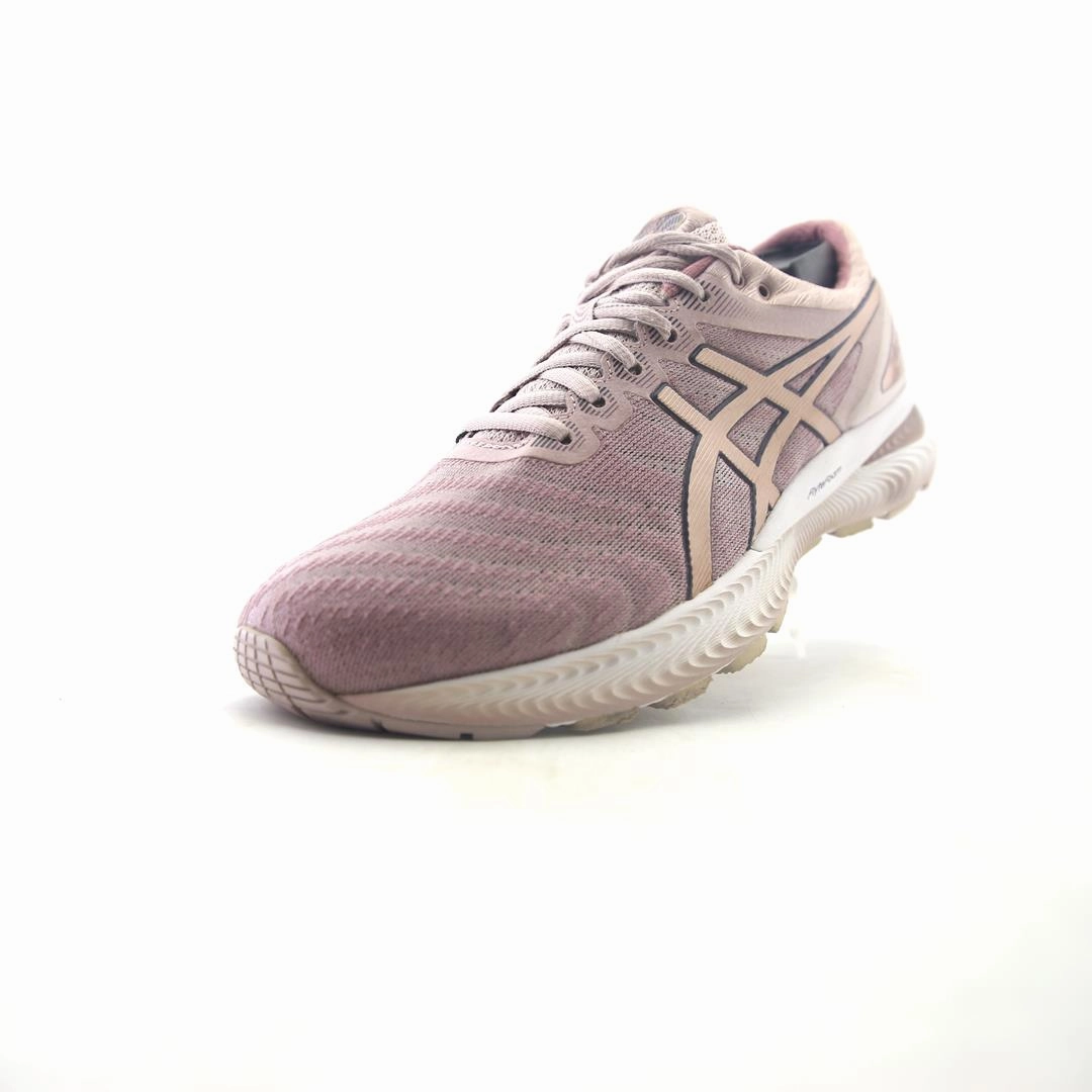 ASICS GEL-NIMBUS 22 sporty Asics footwear images