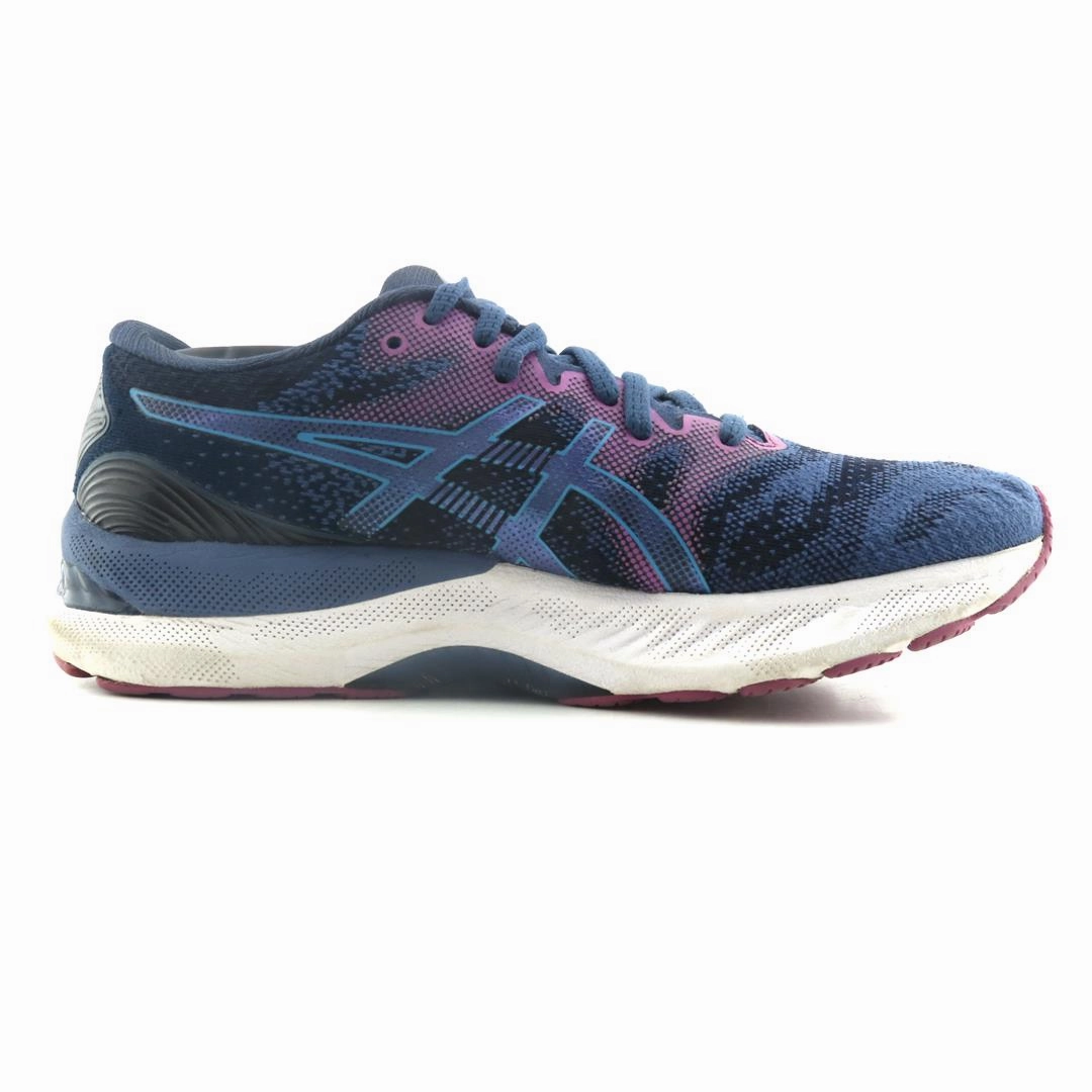 ASICS GEL-NIMBUS 23 lightweight athletic shoe visuals