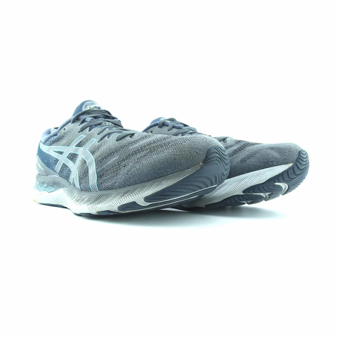 ASICS GEL-NIMBUS 23 performance running shoe photos