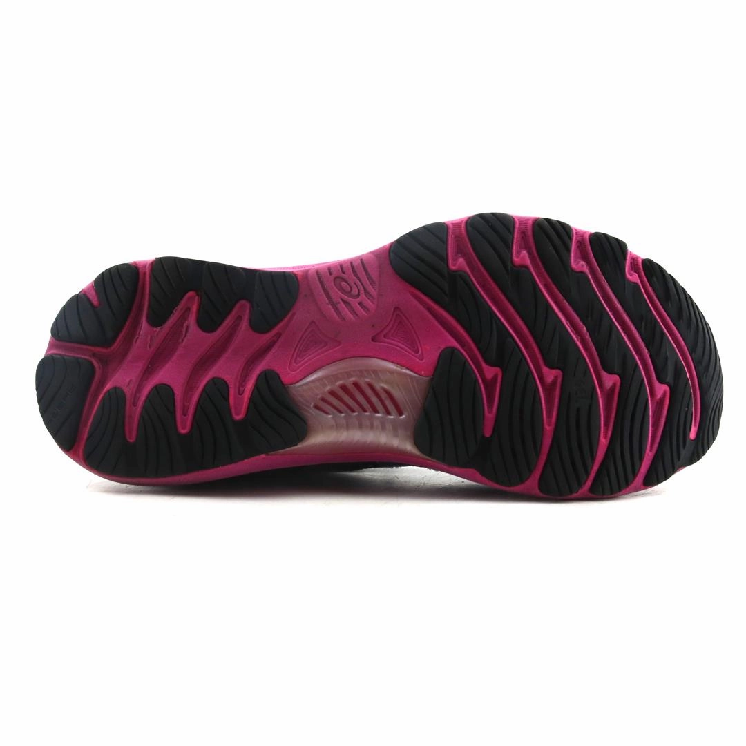 ASICS GEL NIMBUS 23 sporty Asics footwear images