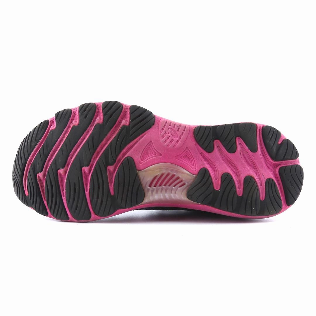 ASICS GEL-NIMBUS 23 sporty Asics footwear images