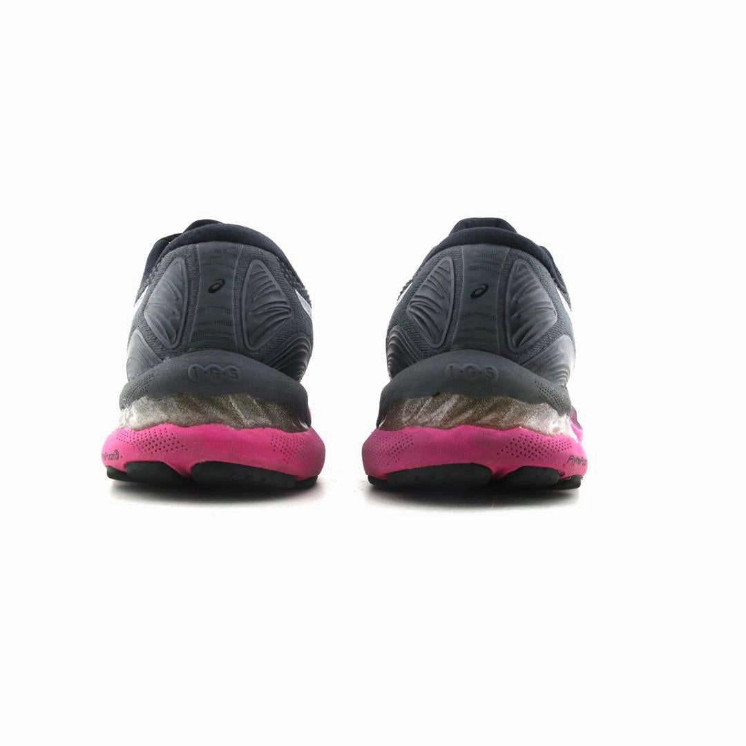 ASICS GEL NIMBUS 23 sporty Asics footwear images