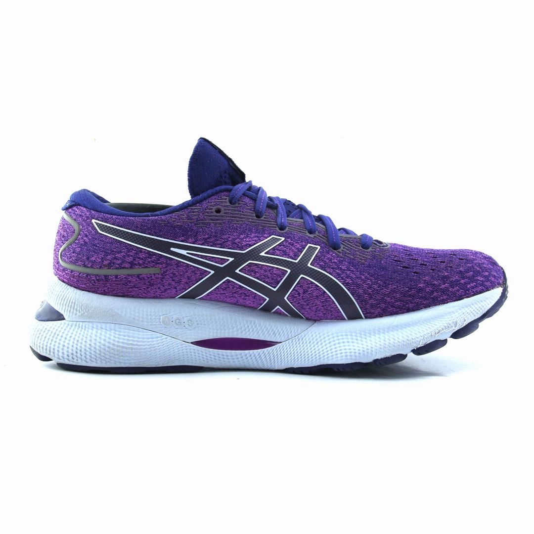 ASICS GEL-NIMBUS 24 lightweight athletic shoe visuals