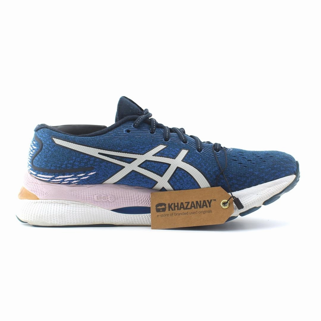 ASICS GEL NIMBUS 24 sporty Asics footwear images