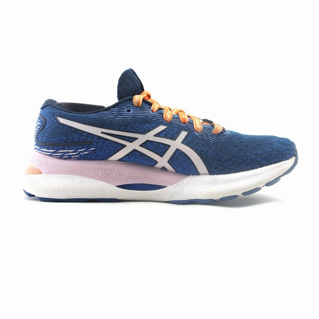 ASICS GEL-NIMBUS 24 sporty Asics footwear images