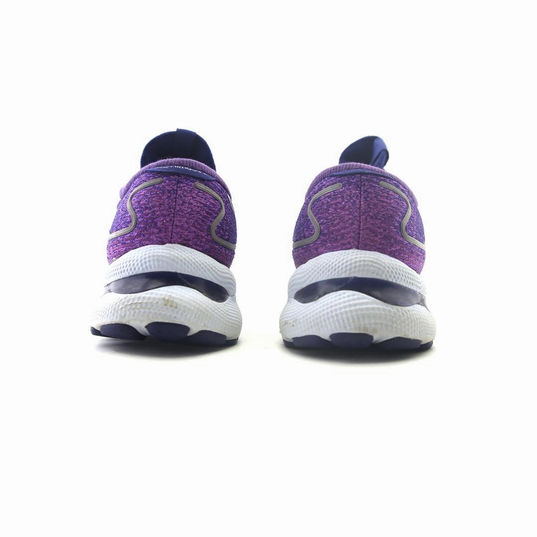 ASICS GEL-NIMBUS 24 sporty Asics footwear images