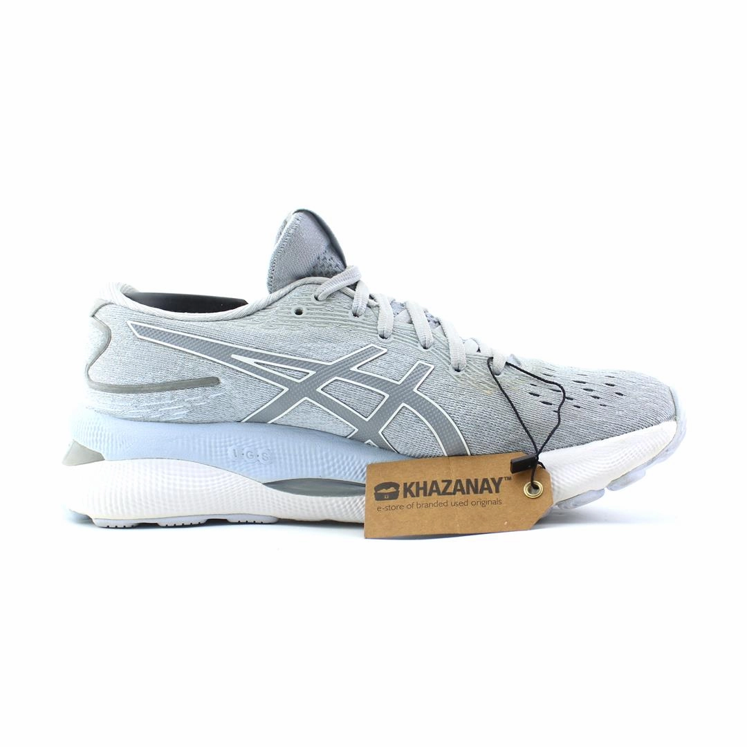 ASICS GEL-NIMBUS 24 sporty Asics footwear images