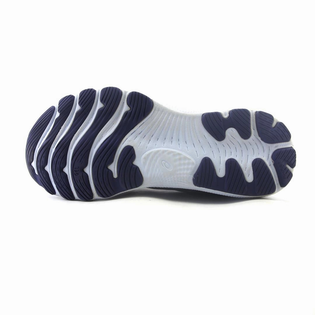 ASICS GEL-NIMBUS 24 sporty Asics footwear images