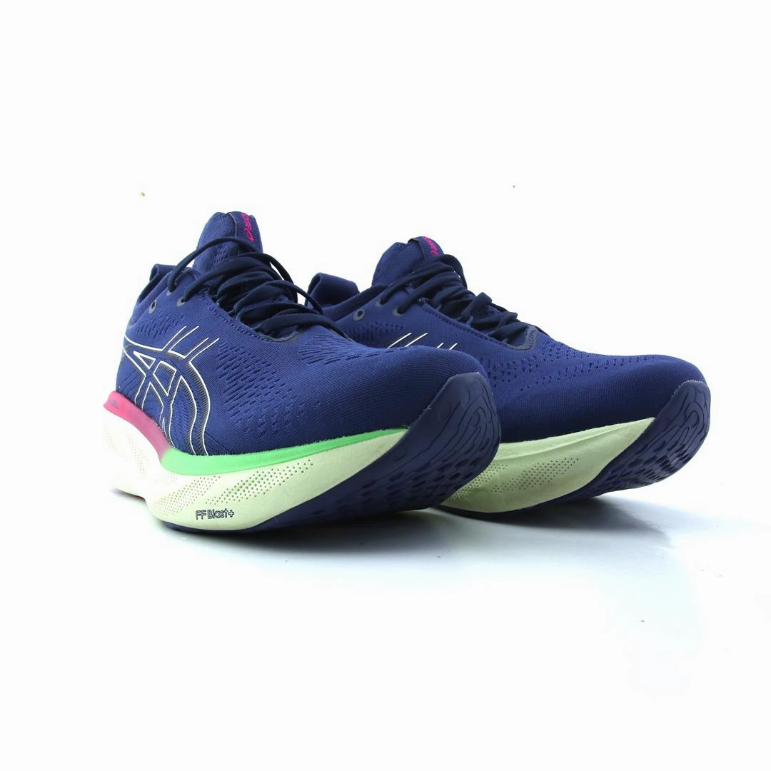 ASICS GEL NIMBUS 25 performance running shoe photos
