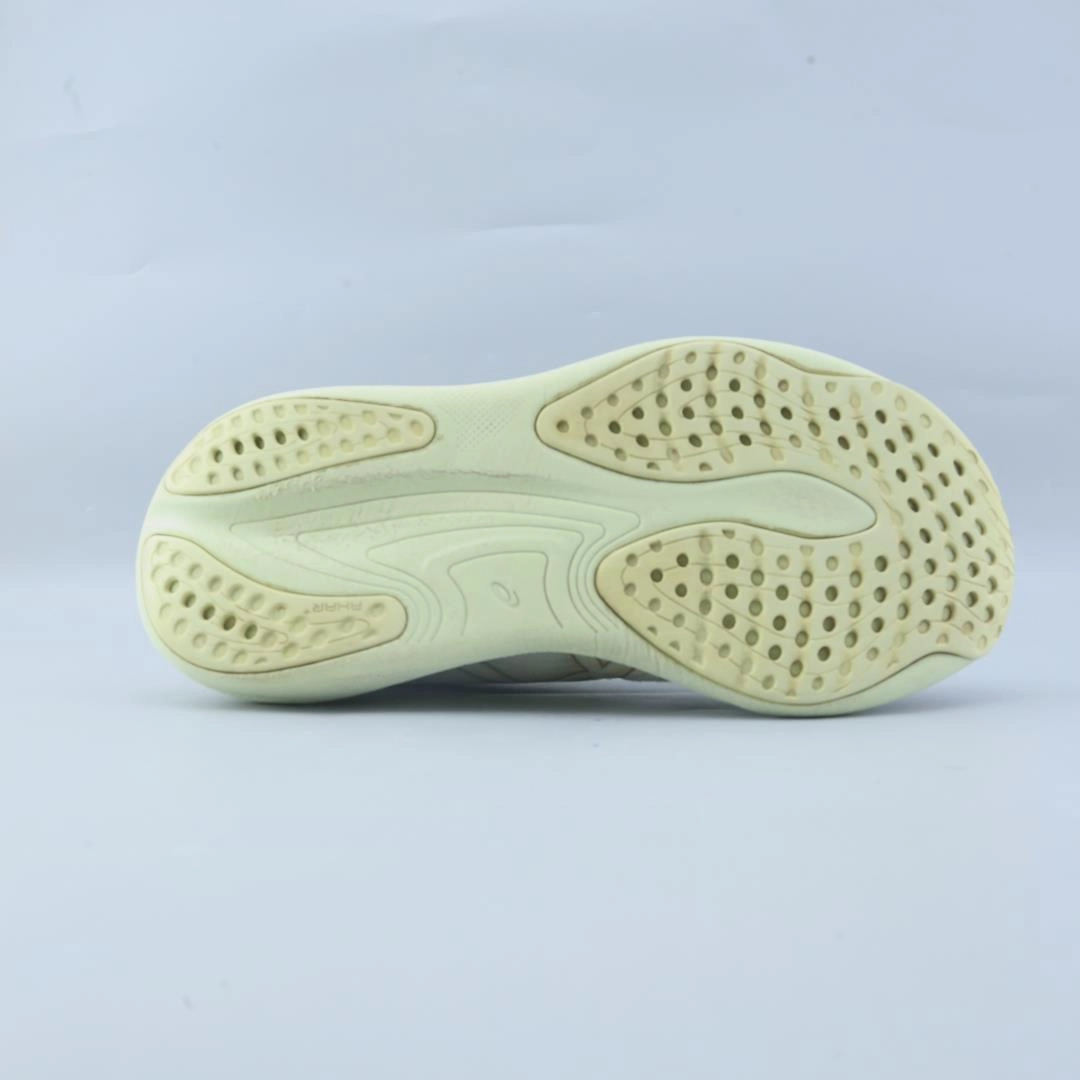 ASICS GEL-NIMBUS 25 performance running shoe photos