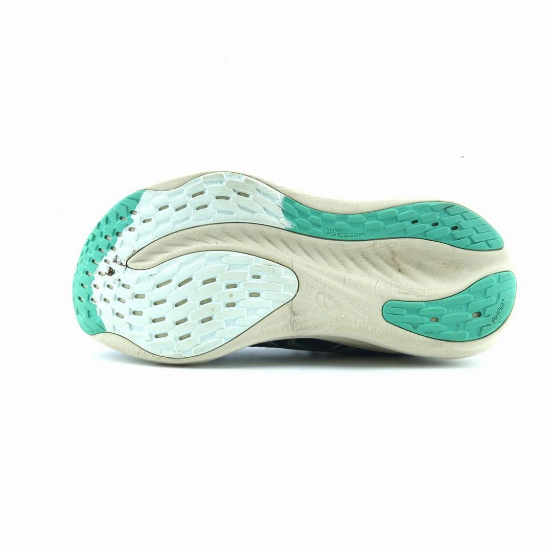 ASICS GEL-NIMBUS 26 trainer shoe design snapshots