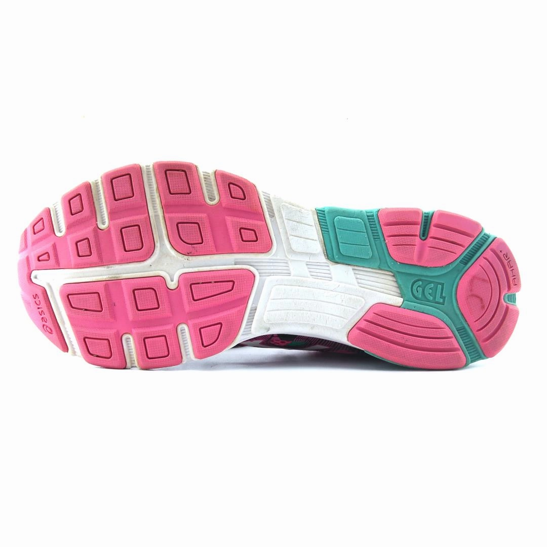 ASICS GEL-PRELEUS lightweight athletic shoe visuals