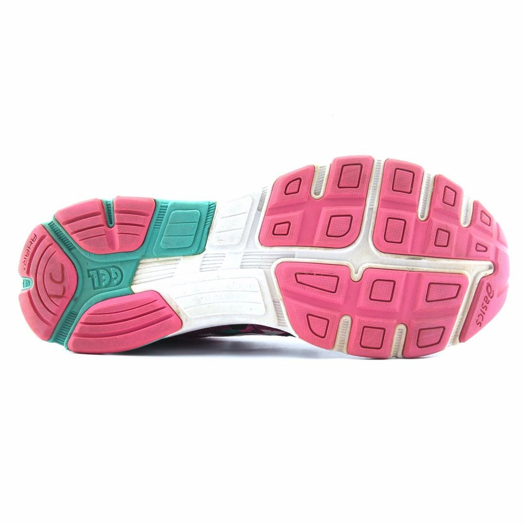 ASICS GEL-PRELEUS lightweight athletic shoe visuals