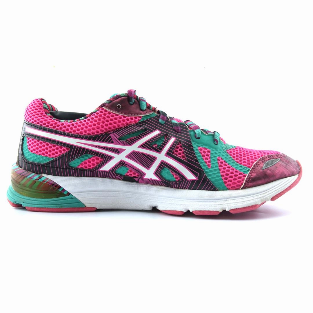 ASICS GEL-PRELEUS lightweight athletic shoe visuals