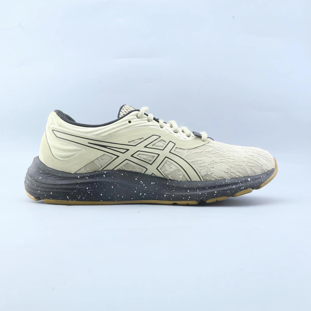 ASICS GEL-PULSE 11 performance running shoe photos