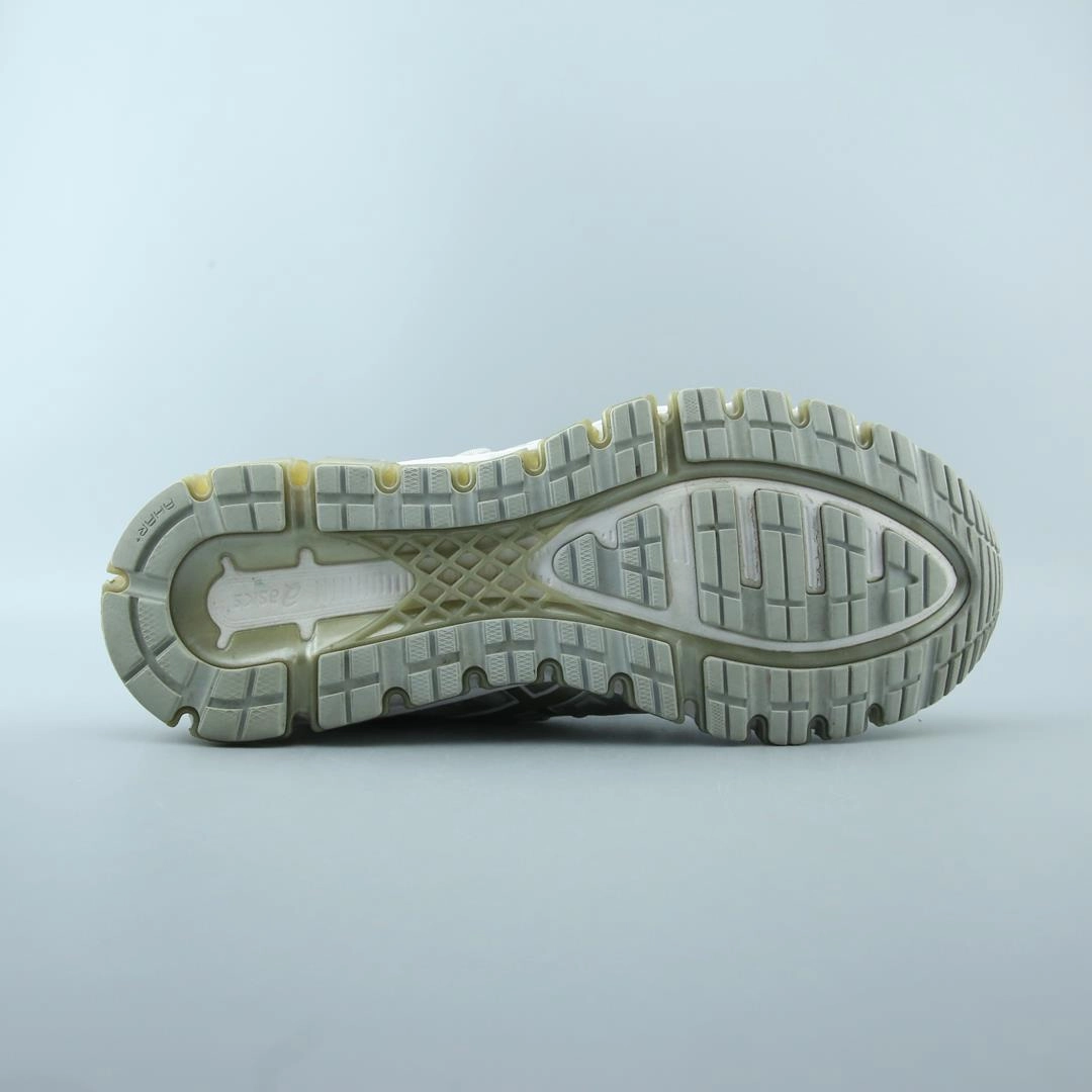 ASICS GEL-QUANTUM 180 2 performance running shoe photos