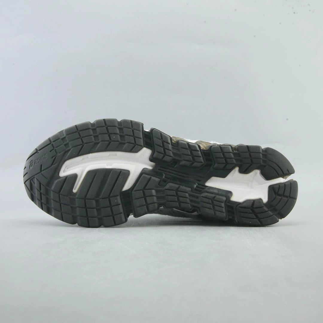 ASICS GEL-QUANTUM 360 5 KNIT lightweight athletic shoe visuals