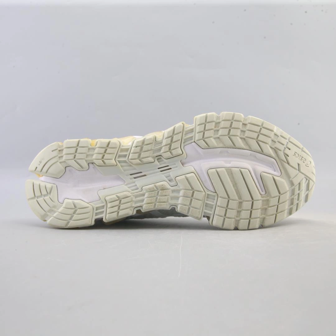 ASICS GEL-QUANTUM 360 5 sporty Asics footwear images