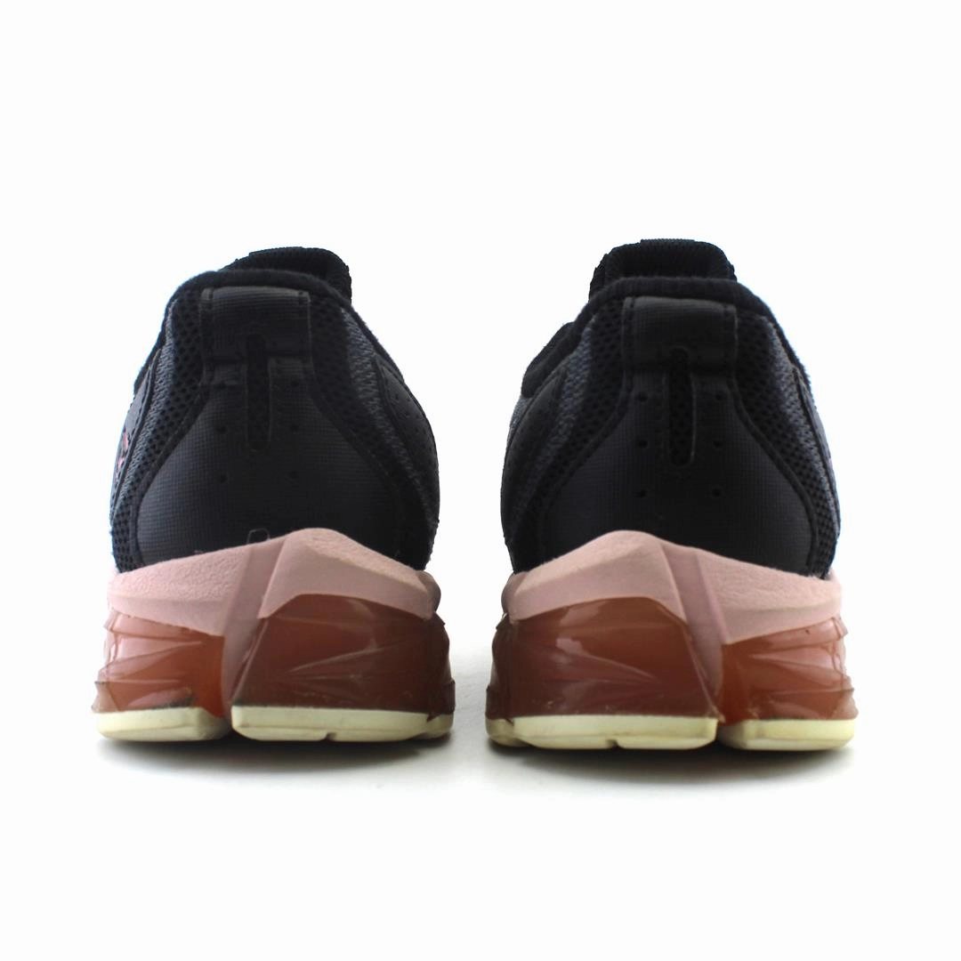 ASICS GEL-QUANTUM 360 6 sporty Asics footwear images