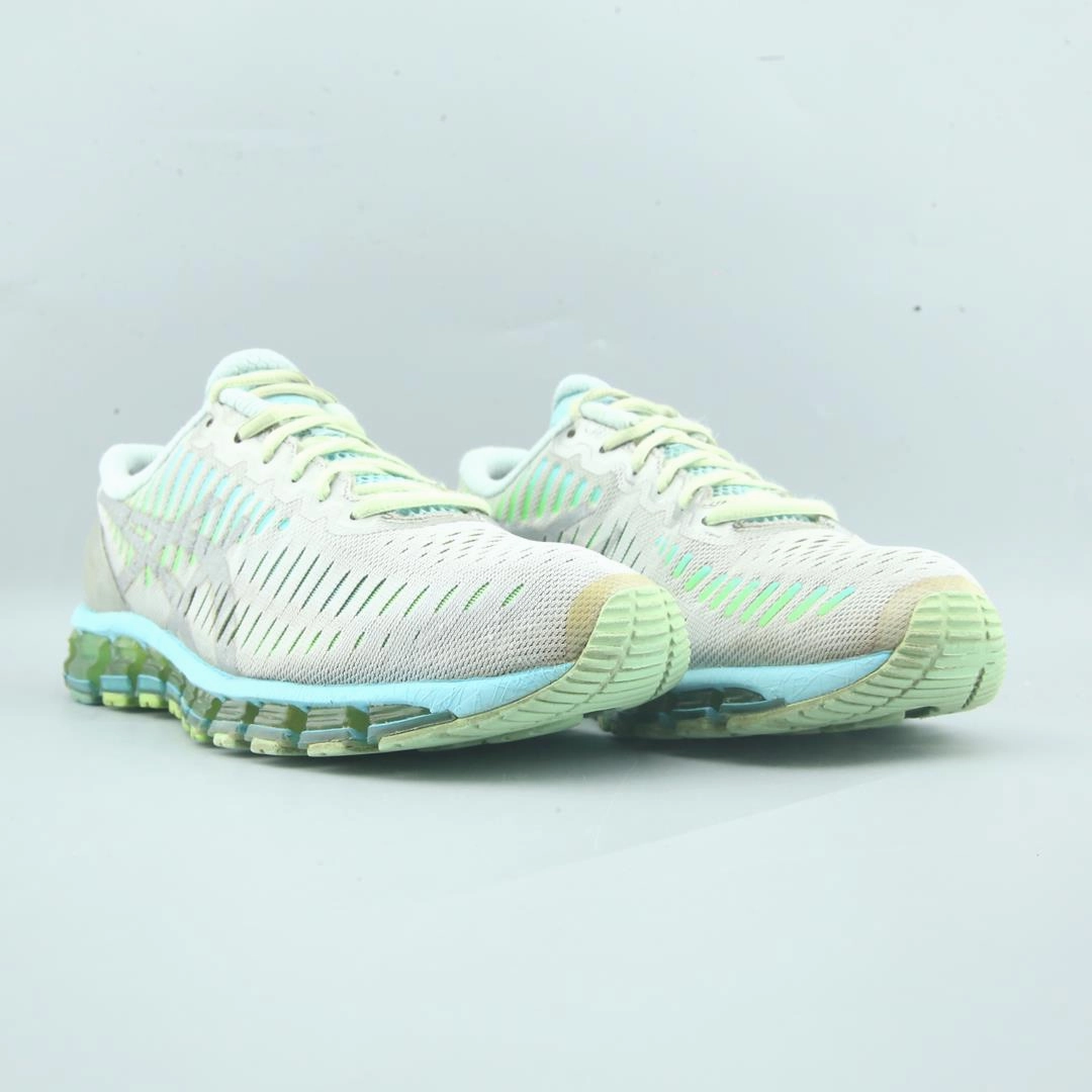 ASICS GEL-QUANTUM 360 trainer shoe design snapshots