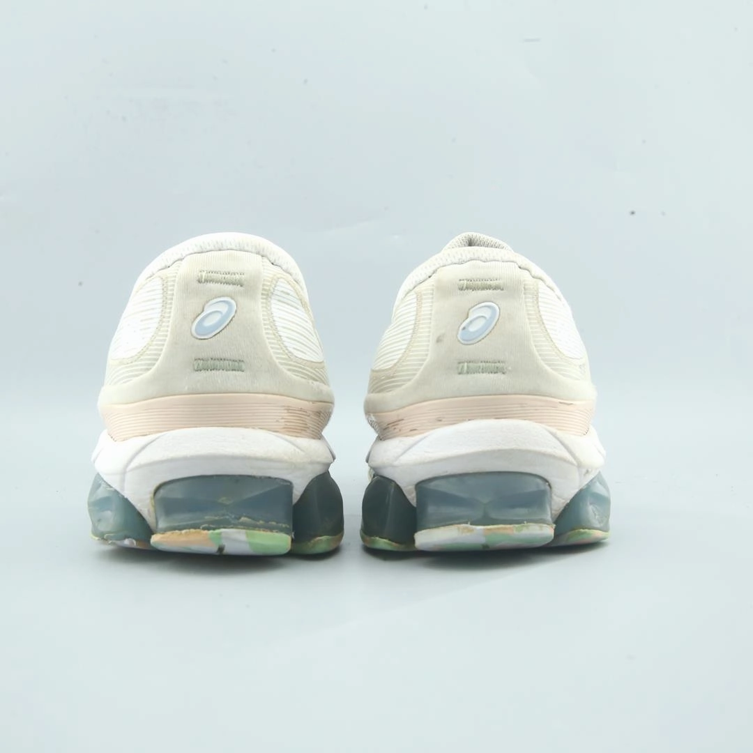 ASICS GEL-QUANTUM 360 VII performance running shoe photos