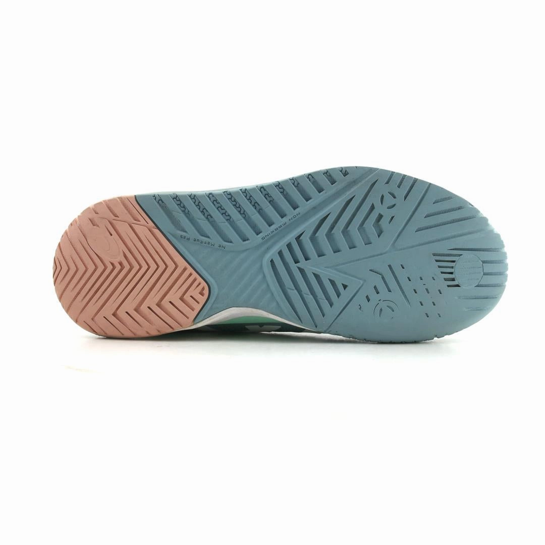 ASICS GEL-RESOLUTION 8 sporty Asics footwear images