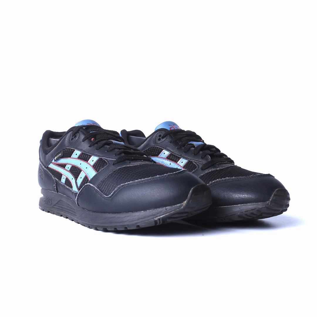 ASICS GEL-SAGA trainer shoe design snapshots