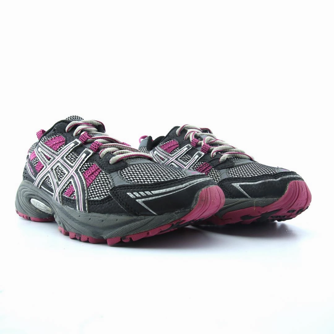 ASICS GEL-VENTURE 4 lightweight athletic shoe visuals