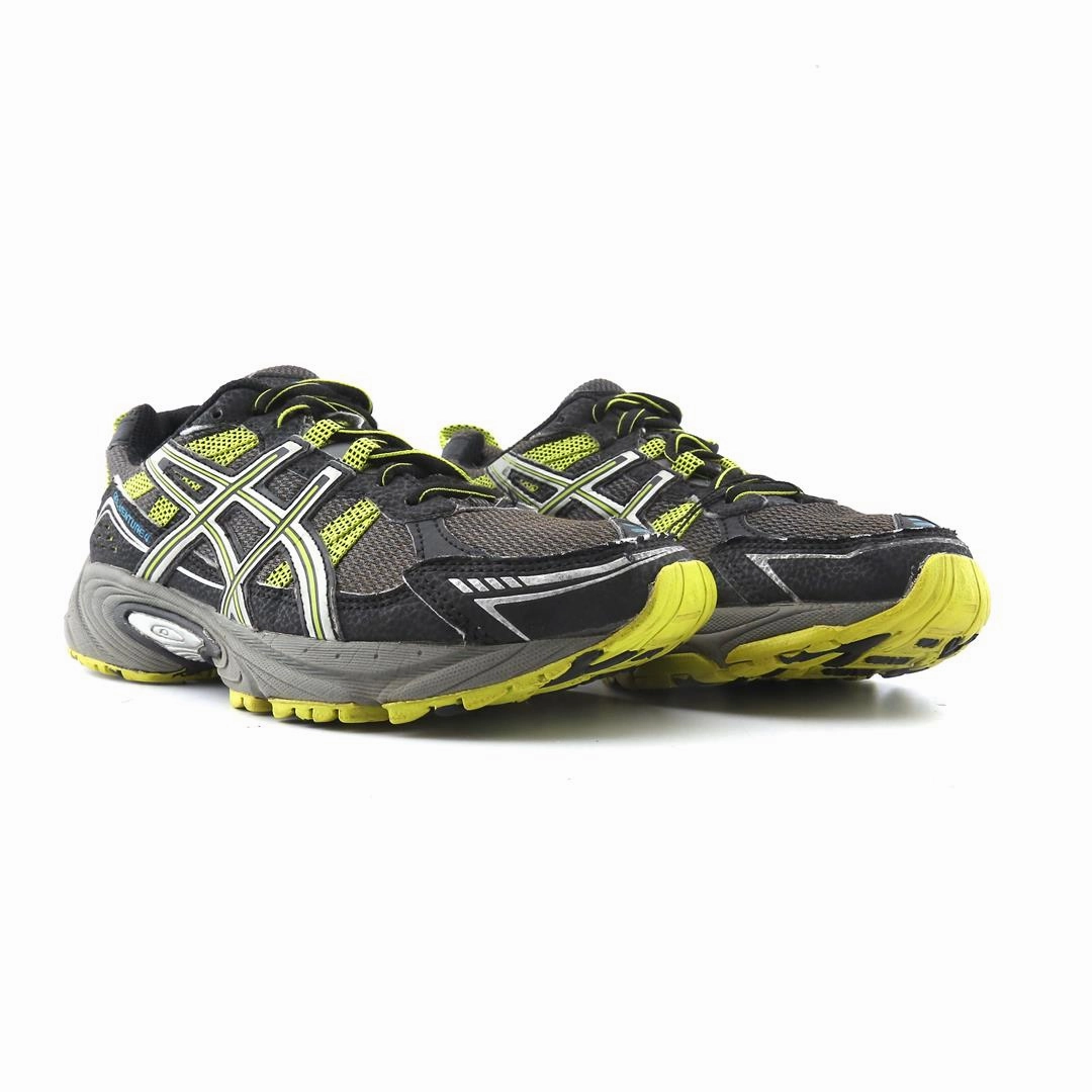 ASICS GEL-VENTURE 4 lightweight athletic shoe visuals