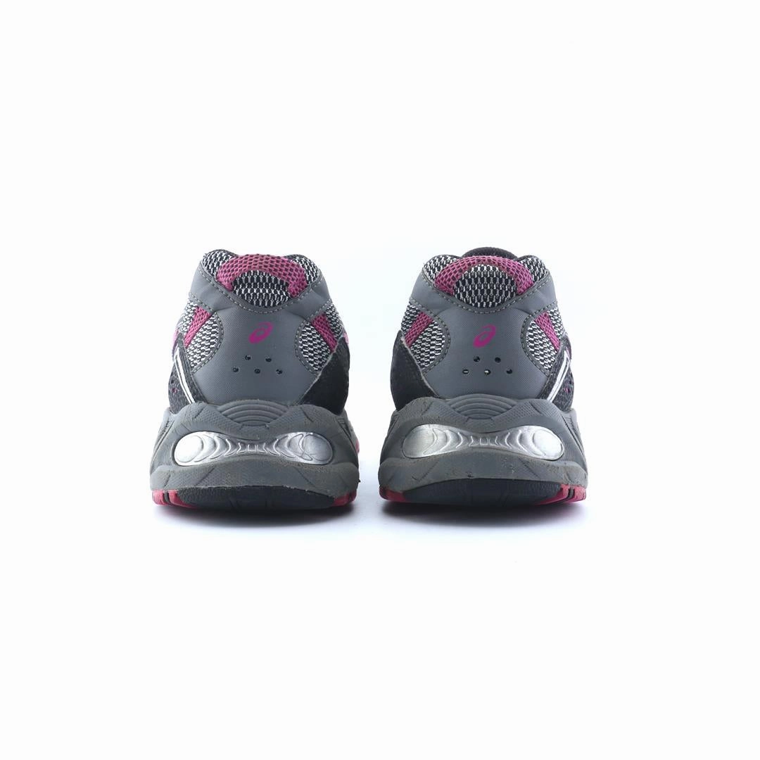 ASICS GEL-VENTURE 4 trainer shoe design snapshots