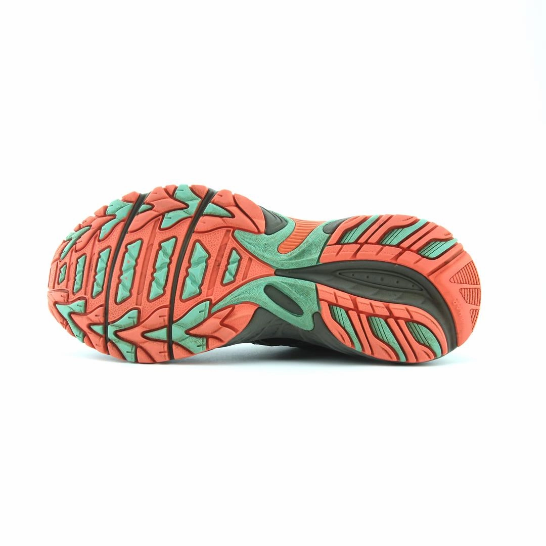 ASICS GEL-VENTURE 5 performance running shoe photos
