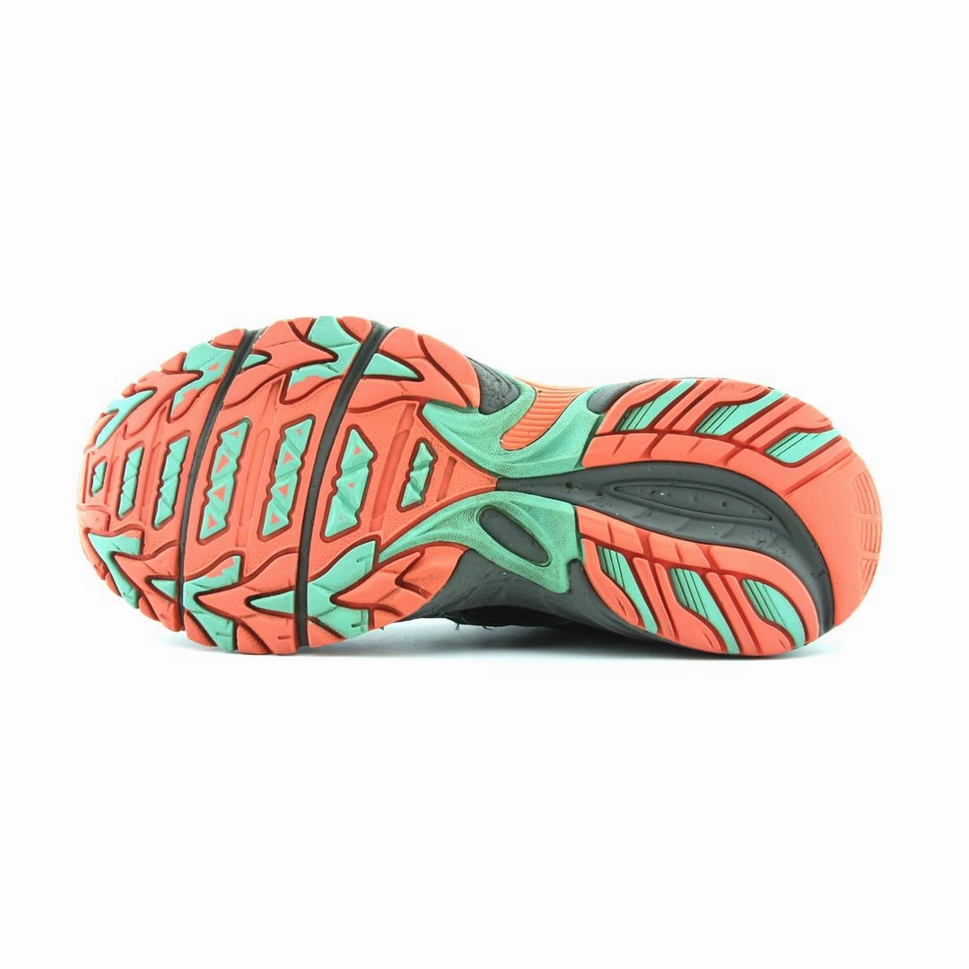 ASICS GEL-VENTURE 5 performance running shoe photos