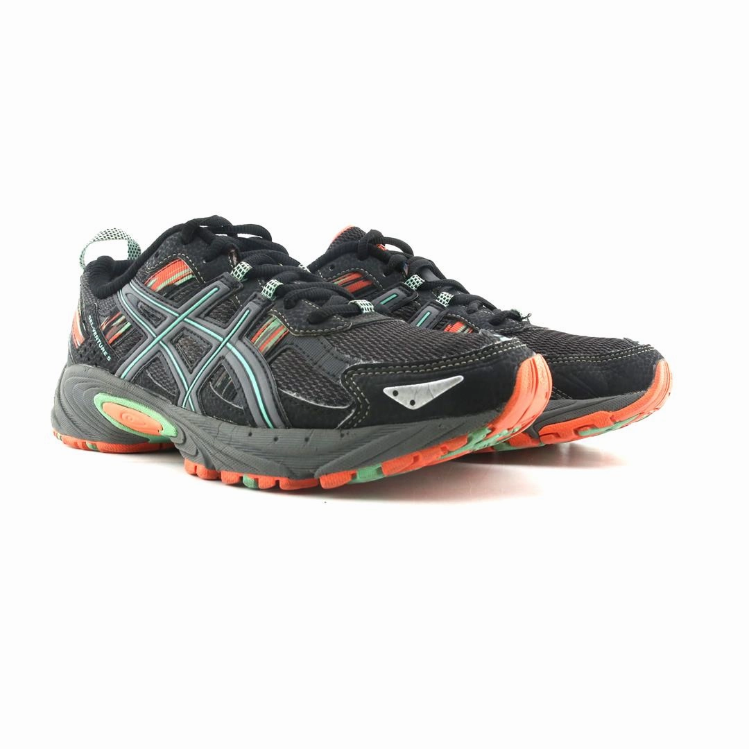 ASICS GEL-VENTURE 5 sporty Asics footwear images