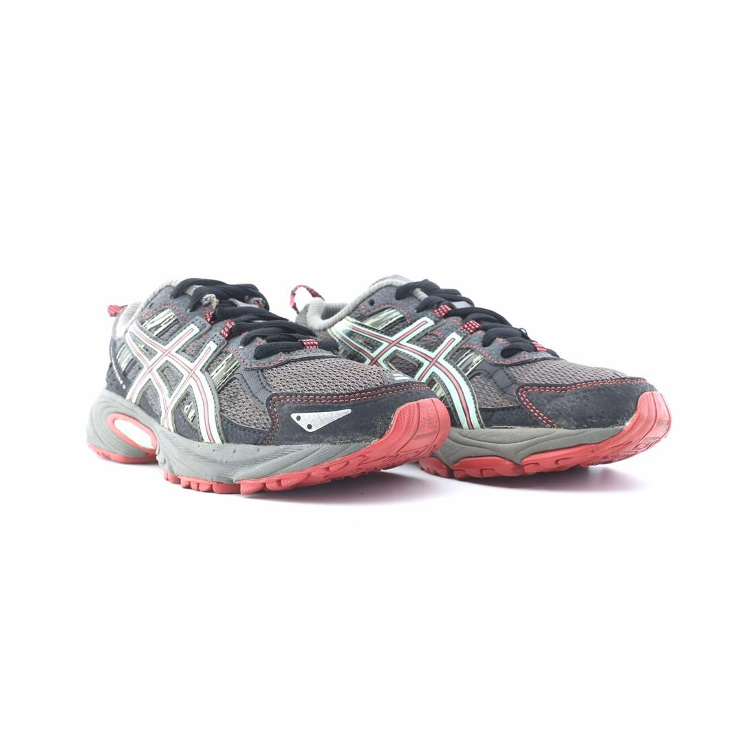 ASICS GEL VENTURE 5 trainer shoe design snapshots
