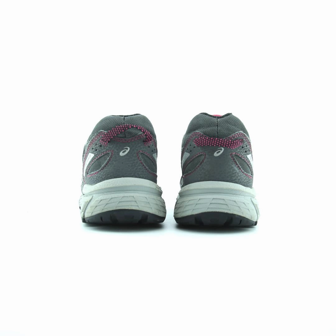 ASICS GEL-VENTURE 6 performance running shoe photos