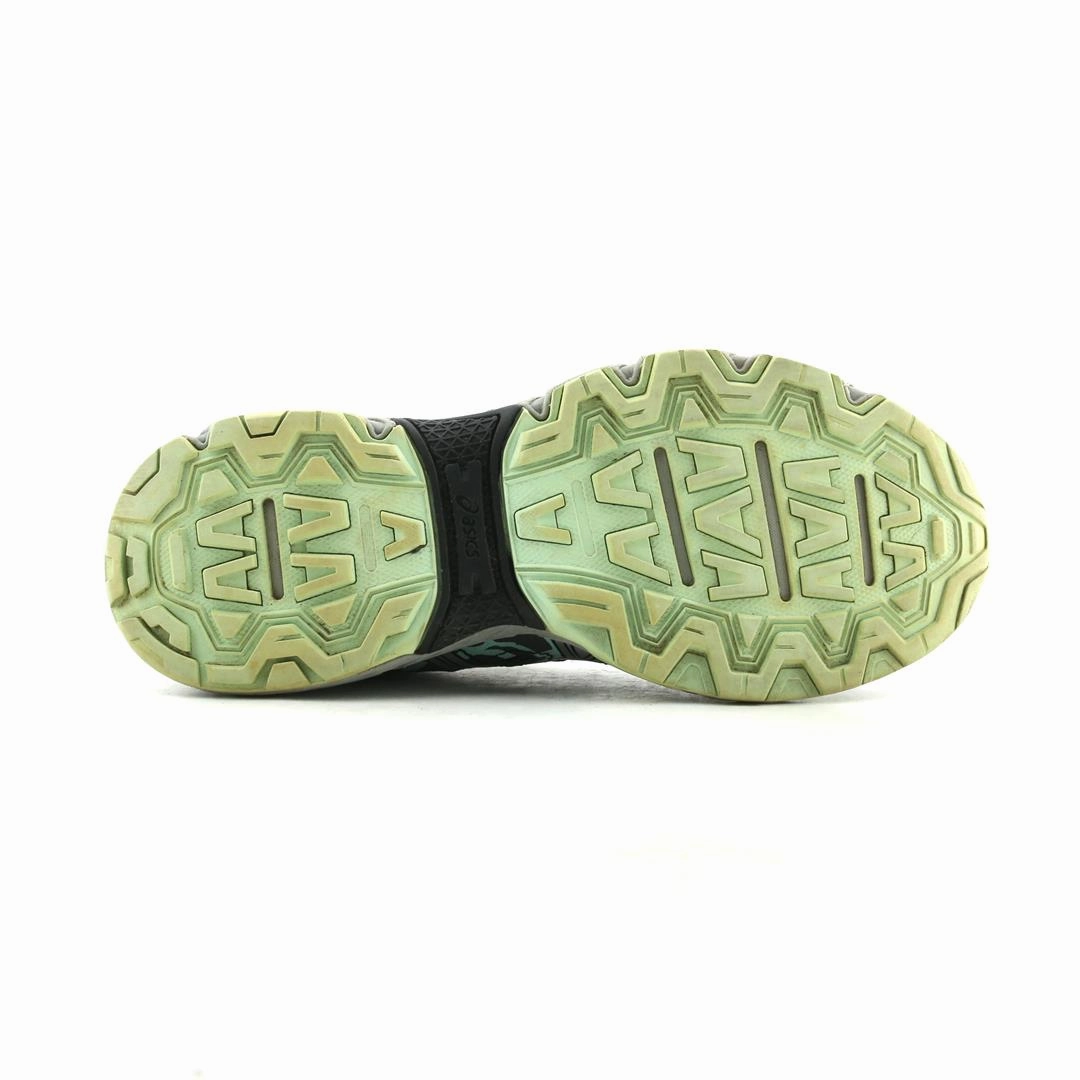 ASICS GEL VENTURE 6 sporty Asics footwear images