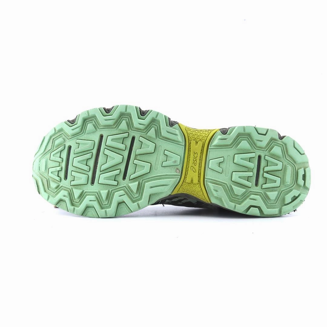 ASICS GEL-VENTURE 6 trainer shoe design snapshots