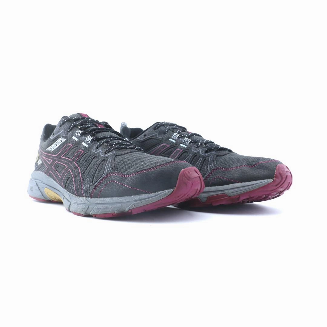 ASICS GEL-VENTURE 7 performance running shoe photos