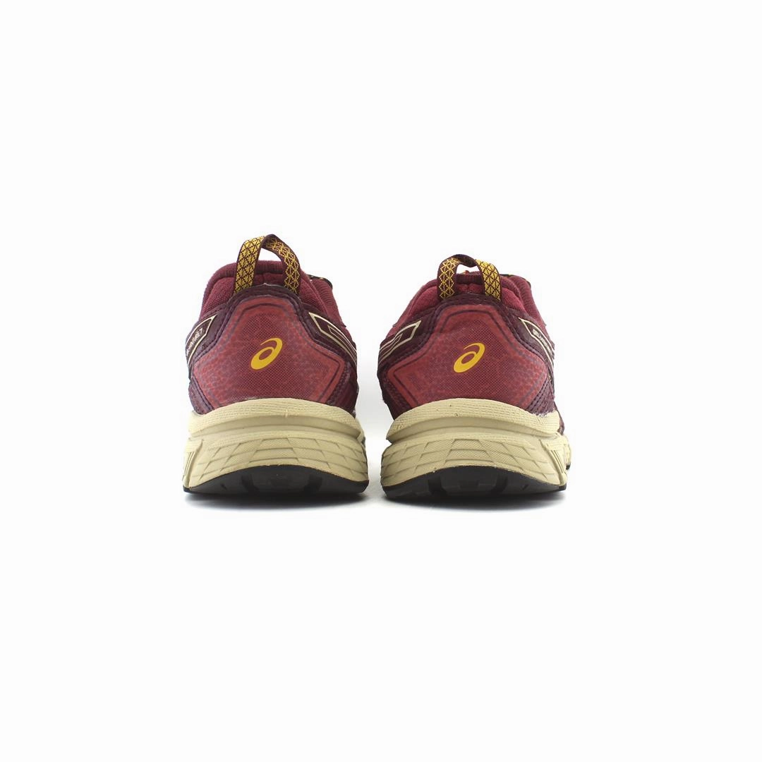 ASICS GEL-VENTURE 7 performance running shoe photos